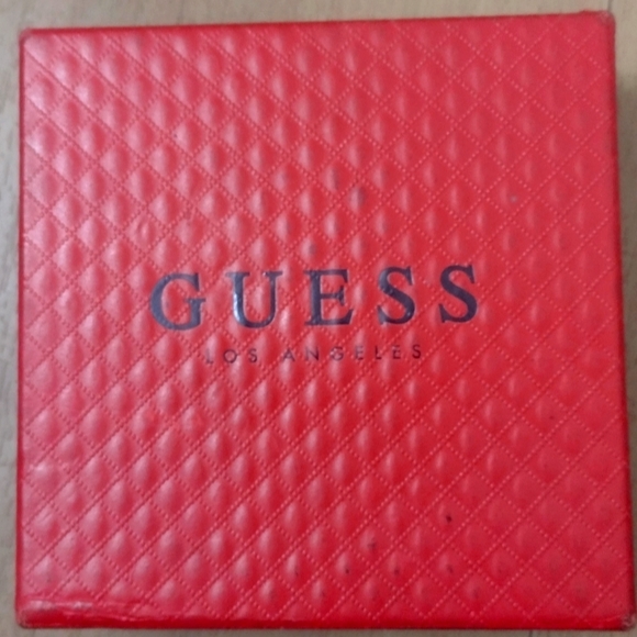 NWT GUESS 3-Piece Bracelet Set - Picture 3 of 5